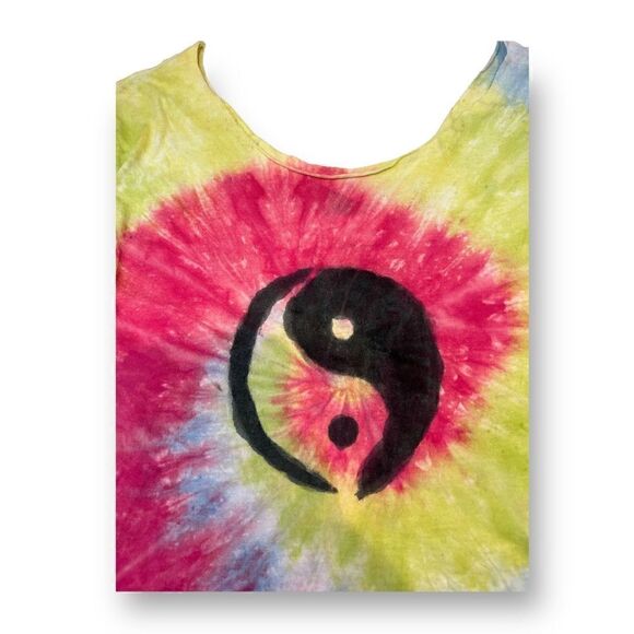Tie Dye Ying Yang Cropped Tee Size Small - Picture 2 of 3